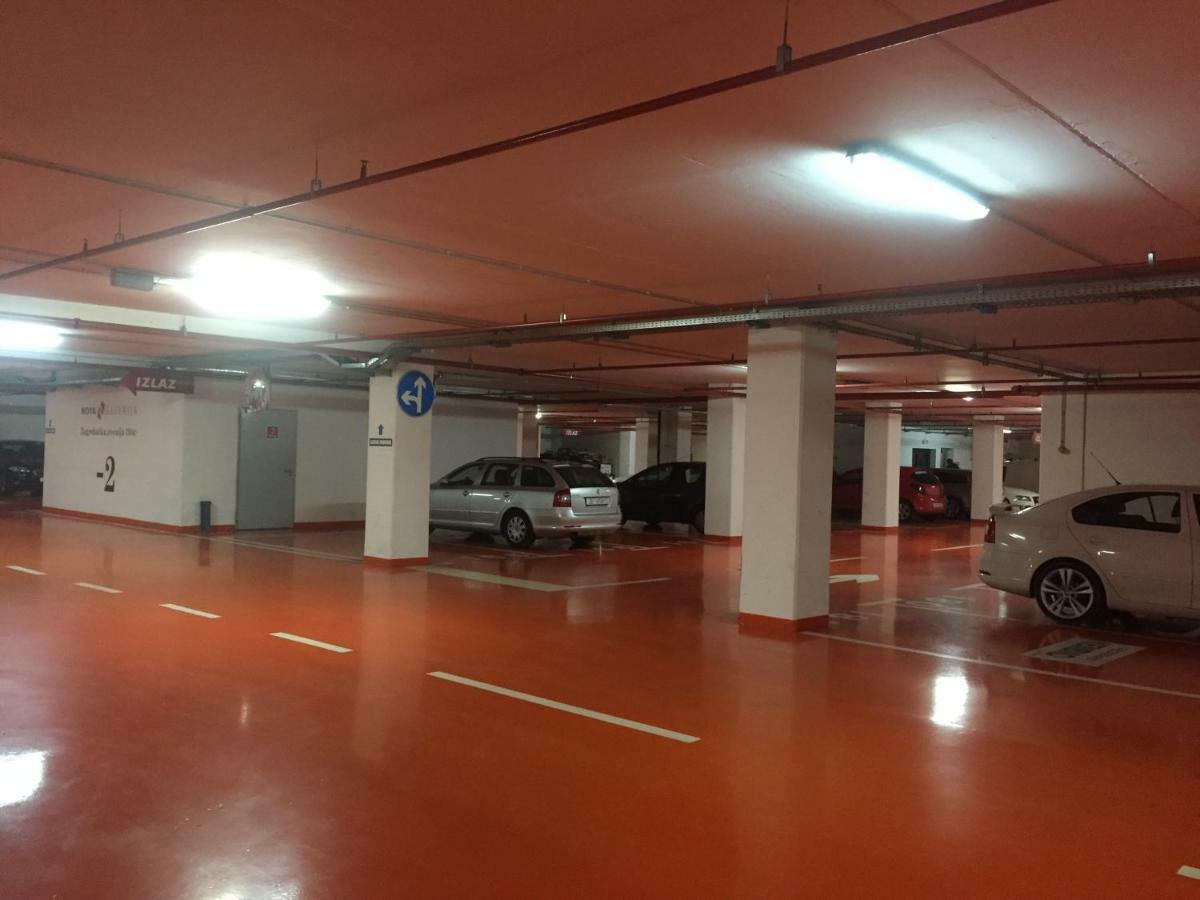 Nova Galerija Studio App Bella,Lara,Katy - Parking In Garage Zagreb Eksteriør bilde